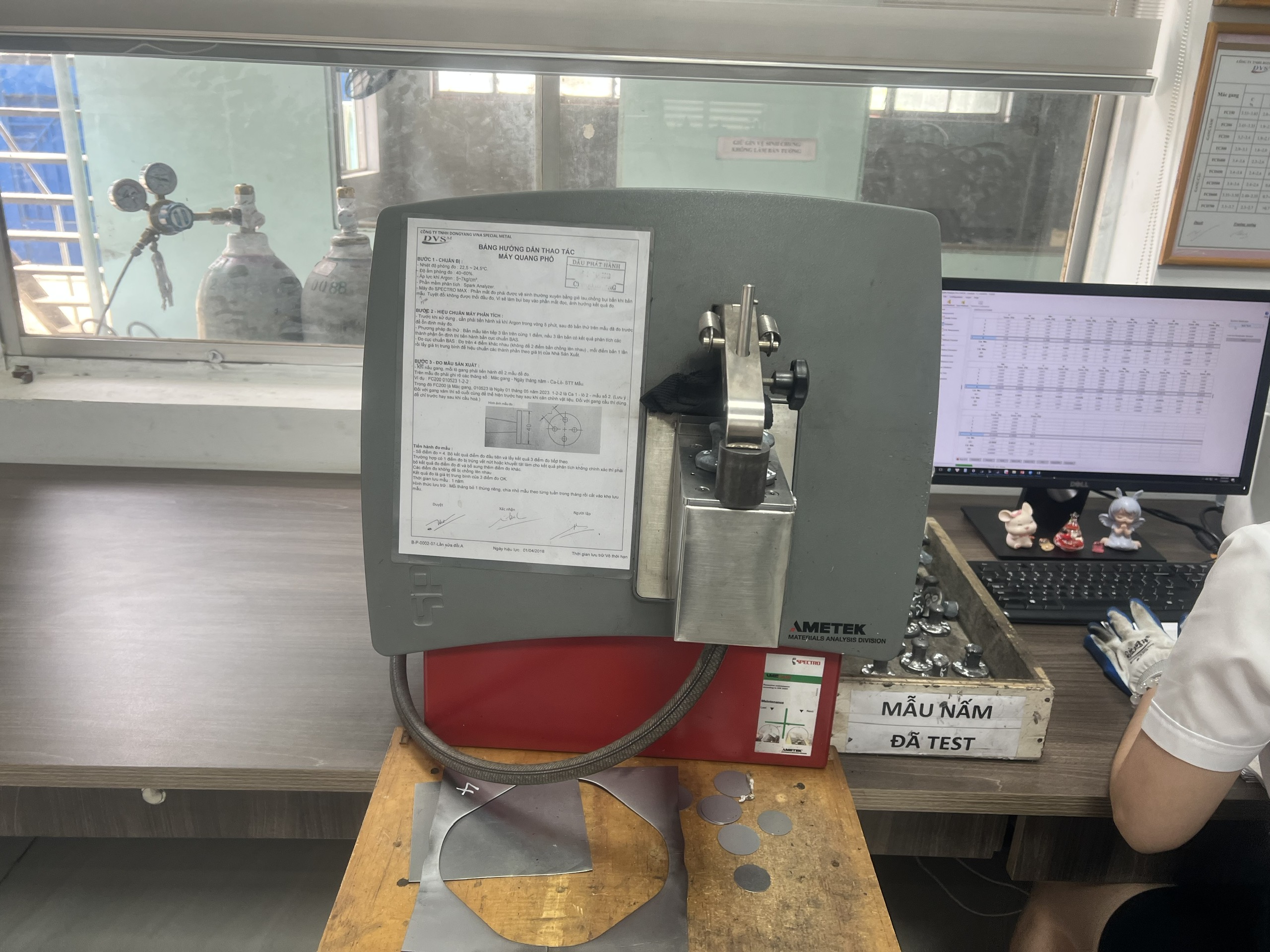 Optical Emission Spectrometer.jpg